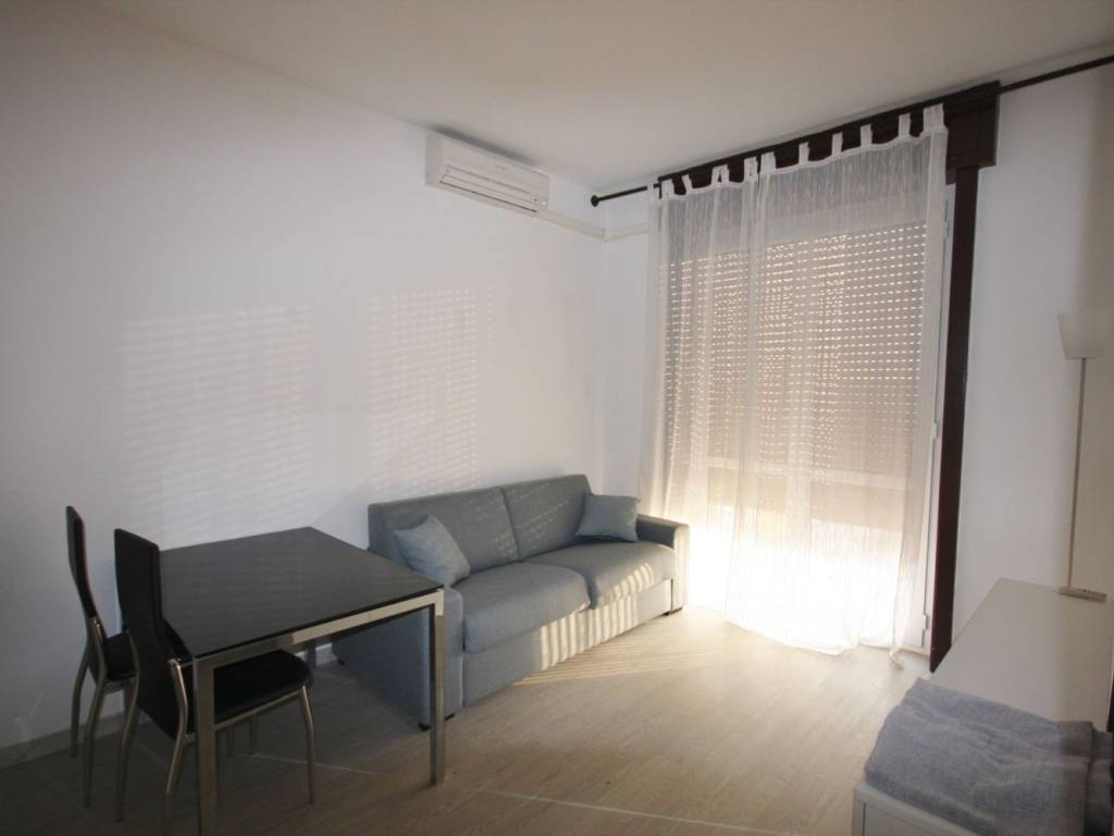 appartamento in affitto a Milano in zona Piazzale Lodi