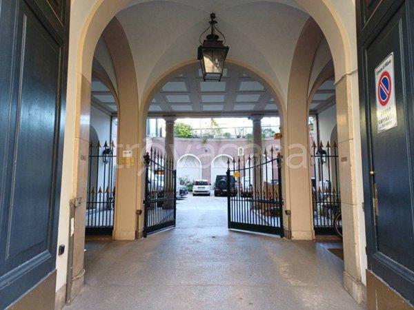 ufficio in affitto a Milano
