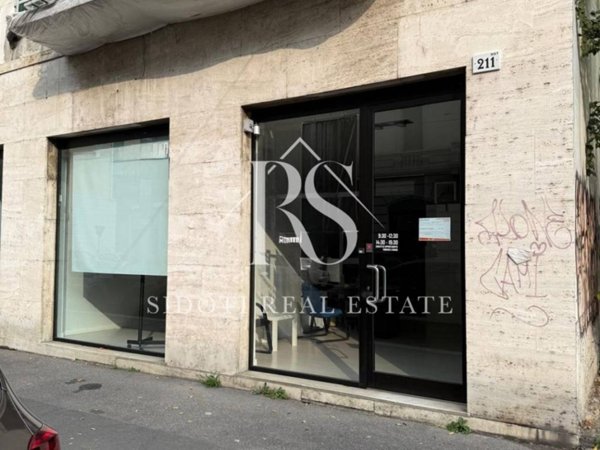 negozio in affitto a Milano in zona Vigentino