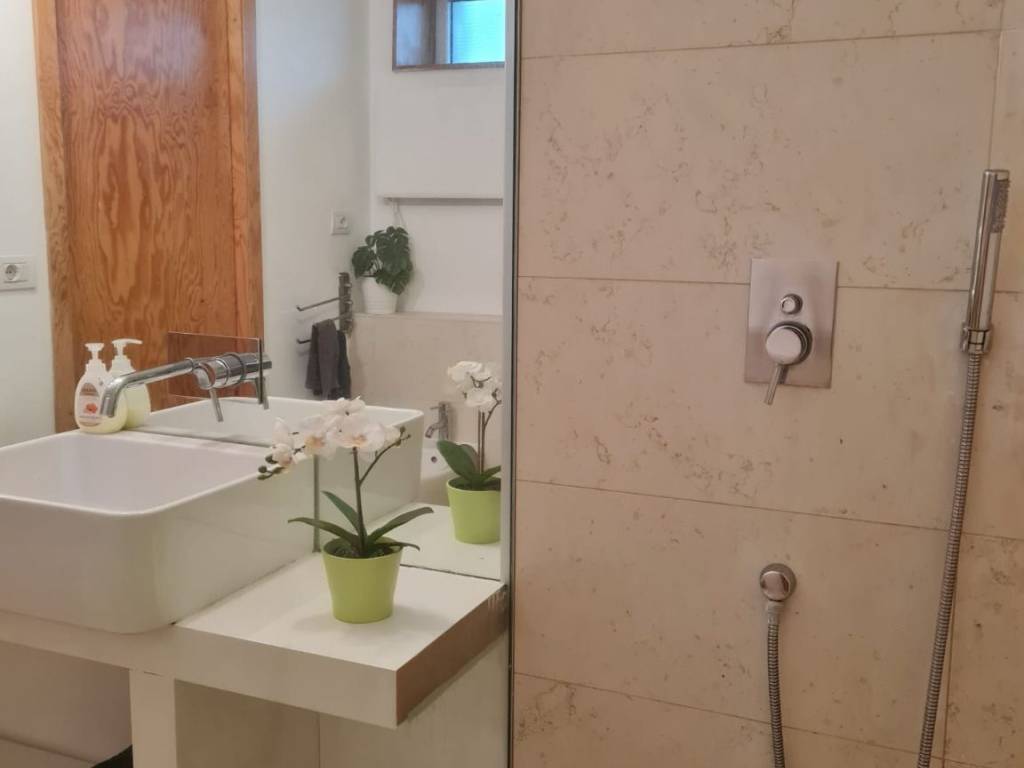appartamento in affitto a Milano in zona Adriano