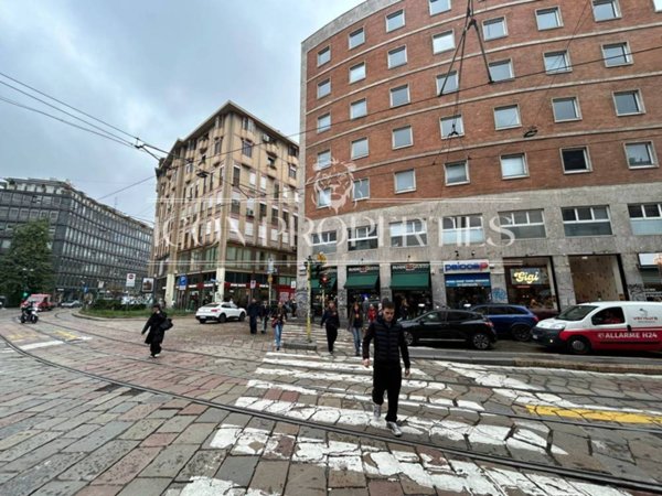 negozio in affitto a Milano