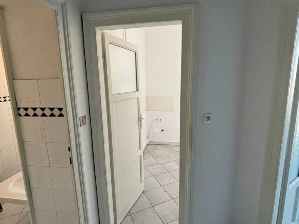 appartamento in affitto a Milano in zona Famagosta