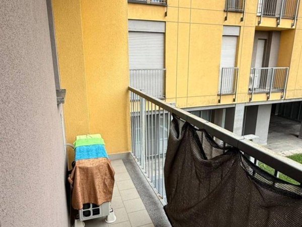 appartamento in affitto a Milano in zona Famagosta