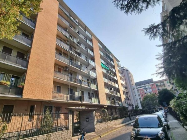 appartamento in affitto a Milano in zona Trenno