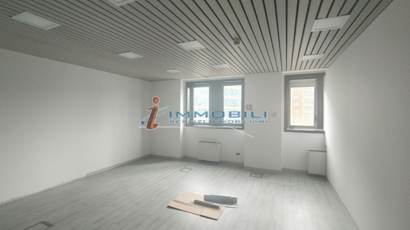 ufficio in affitto a Milano