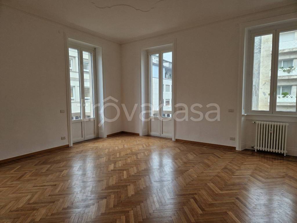 ufficio in affitto a Milano