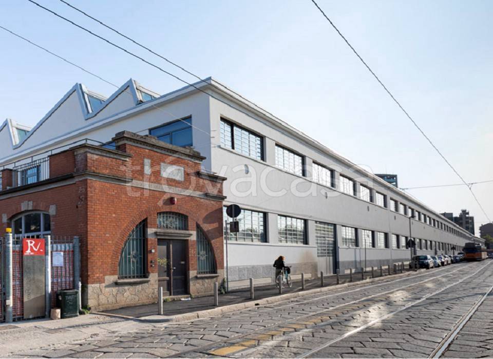 ufficio in affitto a Milano in zona Barona