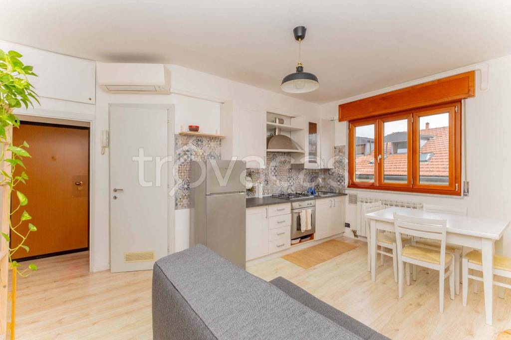 appartamento in affitto a Milano in zona Dergano