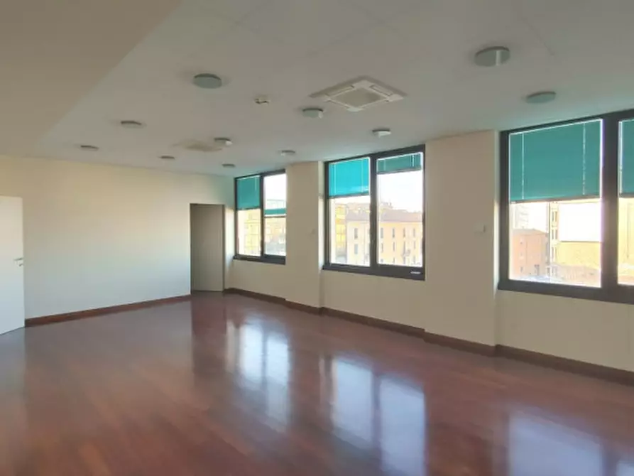 locale di sgombero in affitto a Milano in zona Corvetto