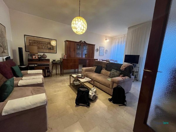 appartamento in affitto a Milano in zona Lorenteggio