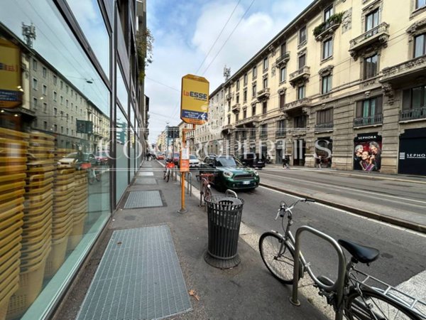 negozio in affitto a Milano