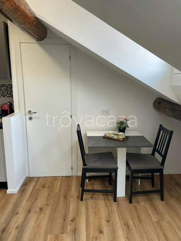 appartamento in affitto a Milano in zona Porta Romana