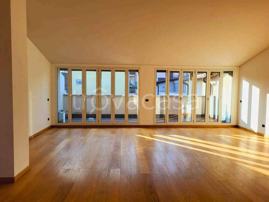 appartamento in affitto a Milano in zona Solari