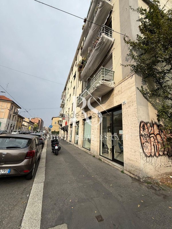 locale commerciale in affitto a Milano