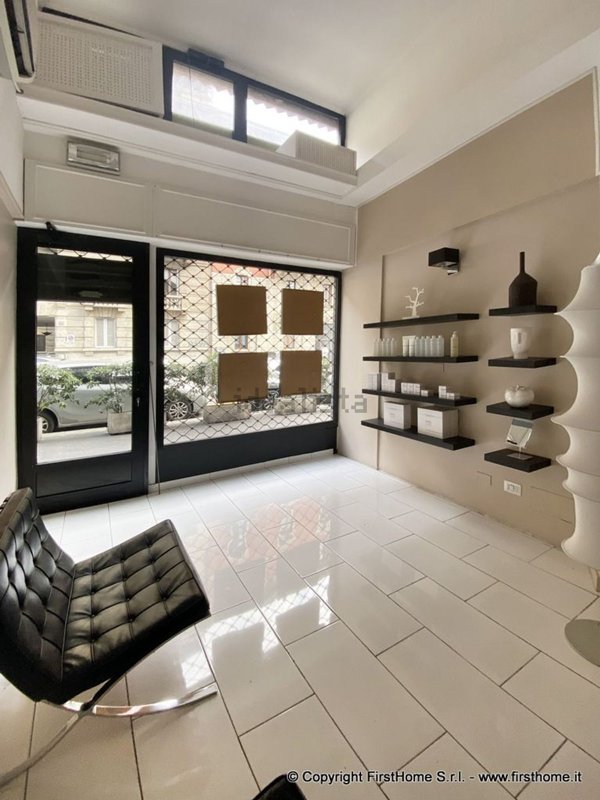 negozio in affitto a Milano