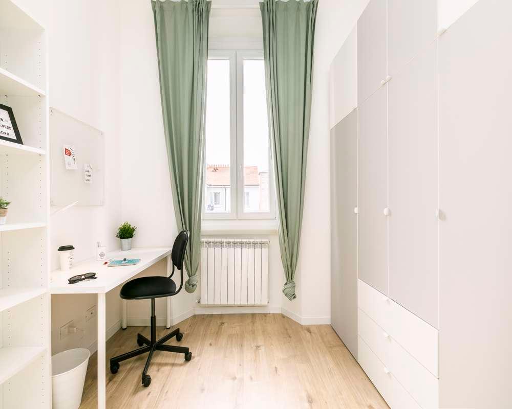 negozio in affitto a Milano in zona San Cristoforo