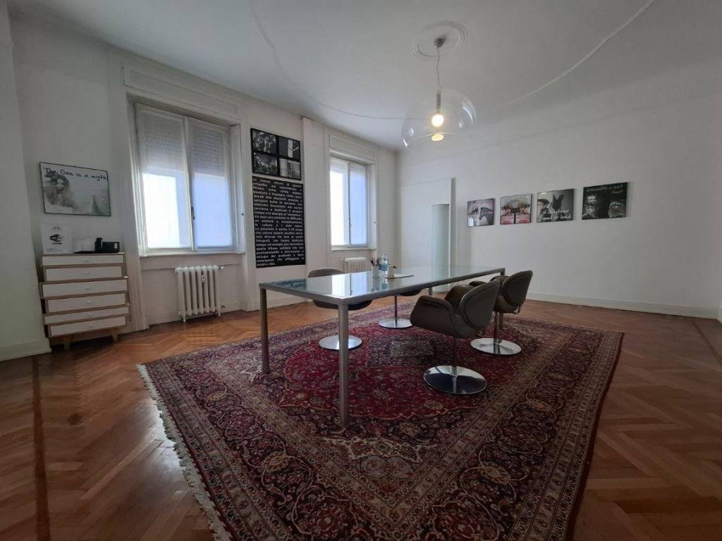 ufficio in affitto a Milano