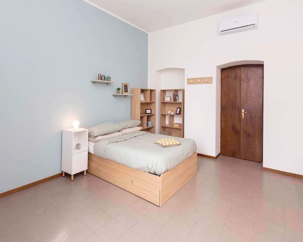 negozio in affitto a Milano in zona Morivione