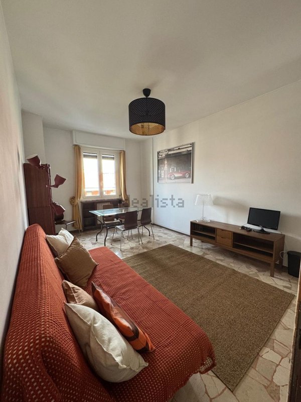 appartamento in affitto a Milano in zona Lorenteggio