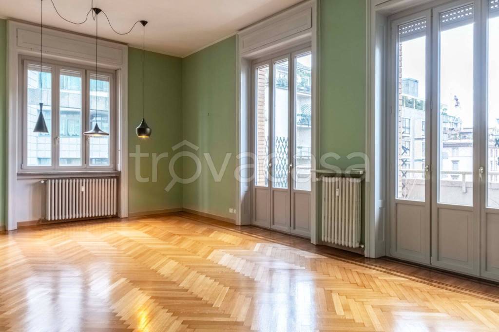 appartamento in affitto a Milano in zona Porta Nuova