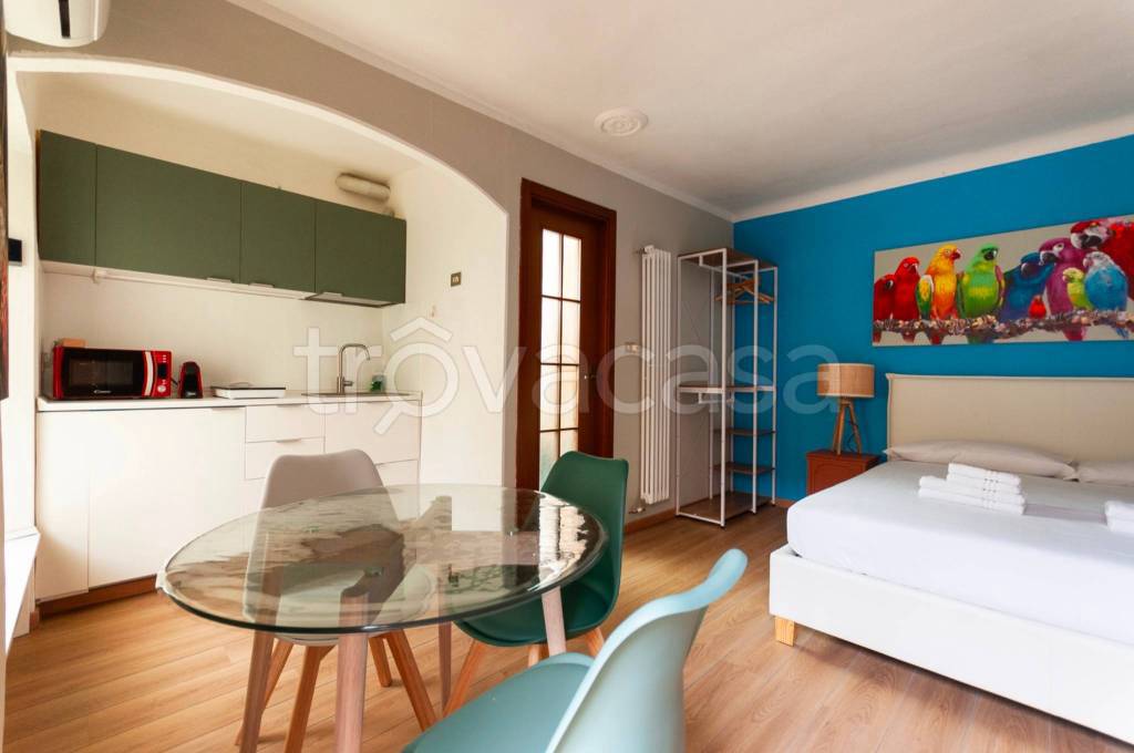 appartamento in affitto a Milano in zona Isola