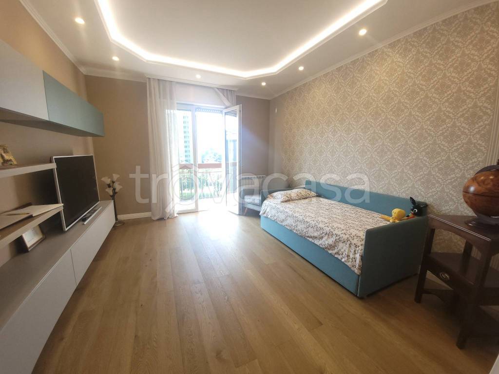 appartamento in affitto a Milano in zona Gallaratese