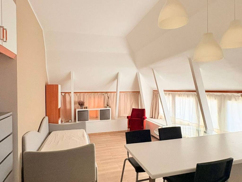 appartamento in affitto a Milano in zona Bocconi