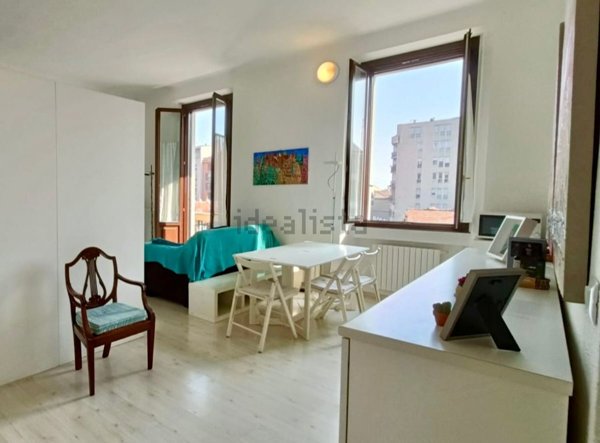 appartamento in affitto a Milano in zona Porta Genova