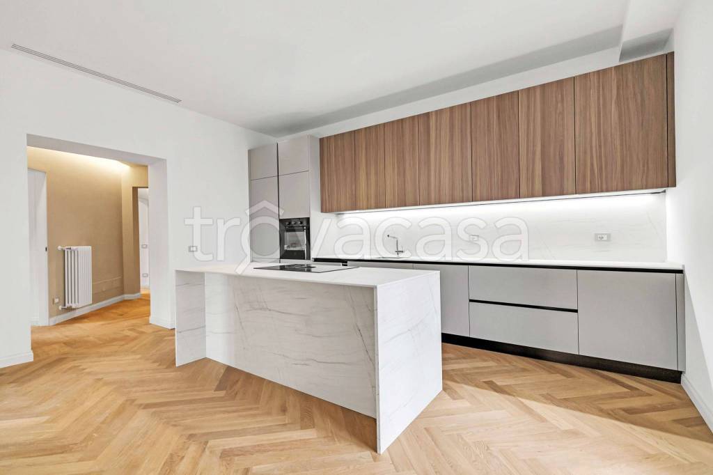 appartamento in affitto a Milano in zona Sant'Ambrogio