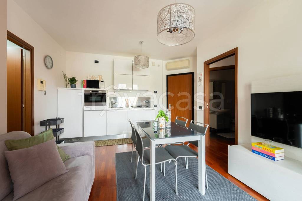 appartamento in affitto a Milano in zona Chiesa Rossa