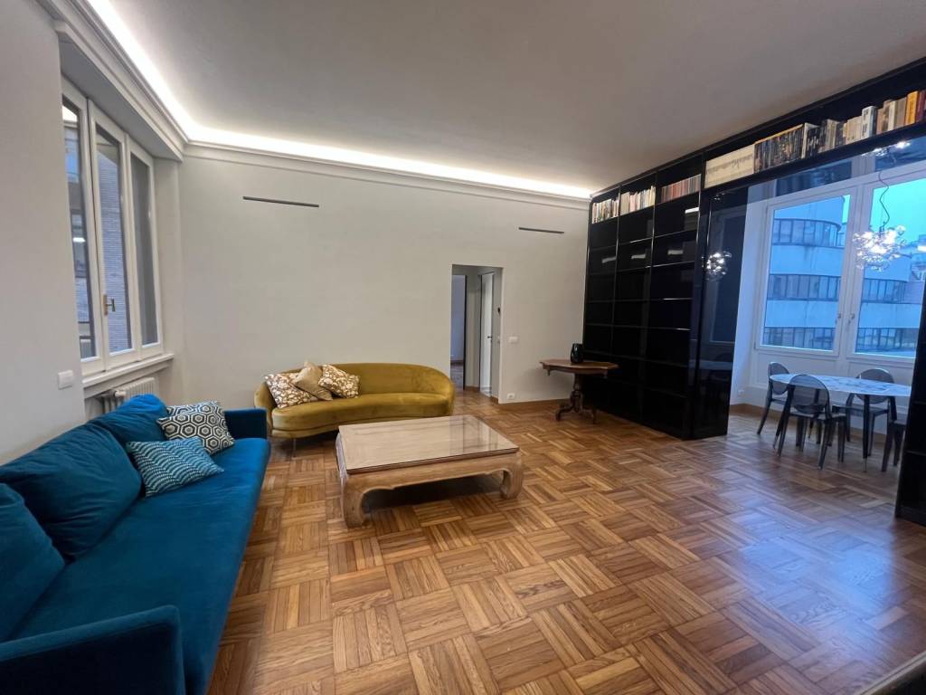 appartamento in affitto a Milano in zona Porta Nuova