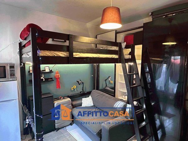 monolocale in affitto a Milano in zona Bullona