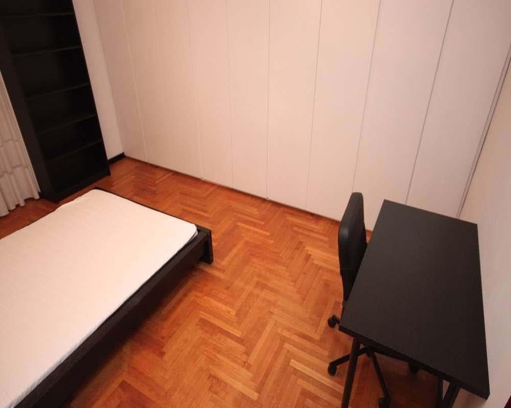 negozio in affitto a Milano in zona Lorenteggio