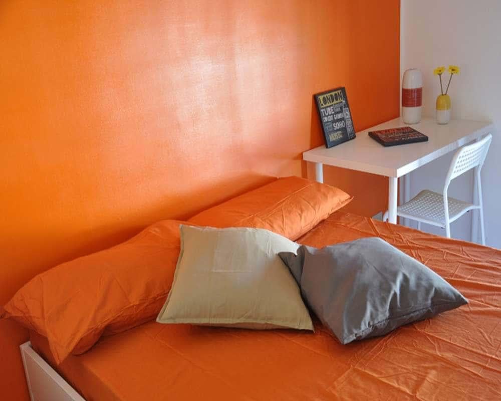 negozio in affitto a Milano in zona Isola