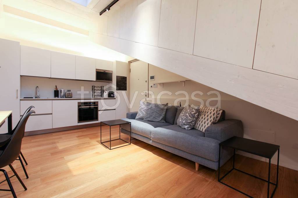 appartamento in affitto a Milano in zona XXII Marzo