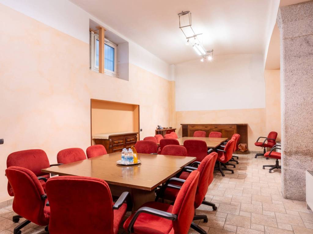 ufficio in affitto a Milano in zona Guastalla