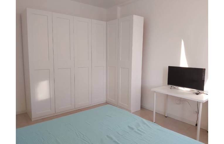 camera singola in affitto a Milano in zona Lorenteggio