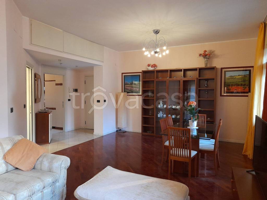 appartamento in affitto a Milano in zona Maggiolina