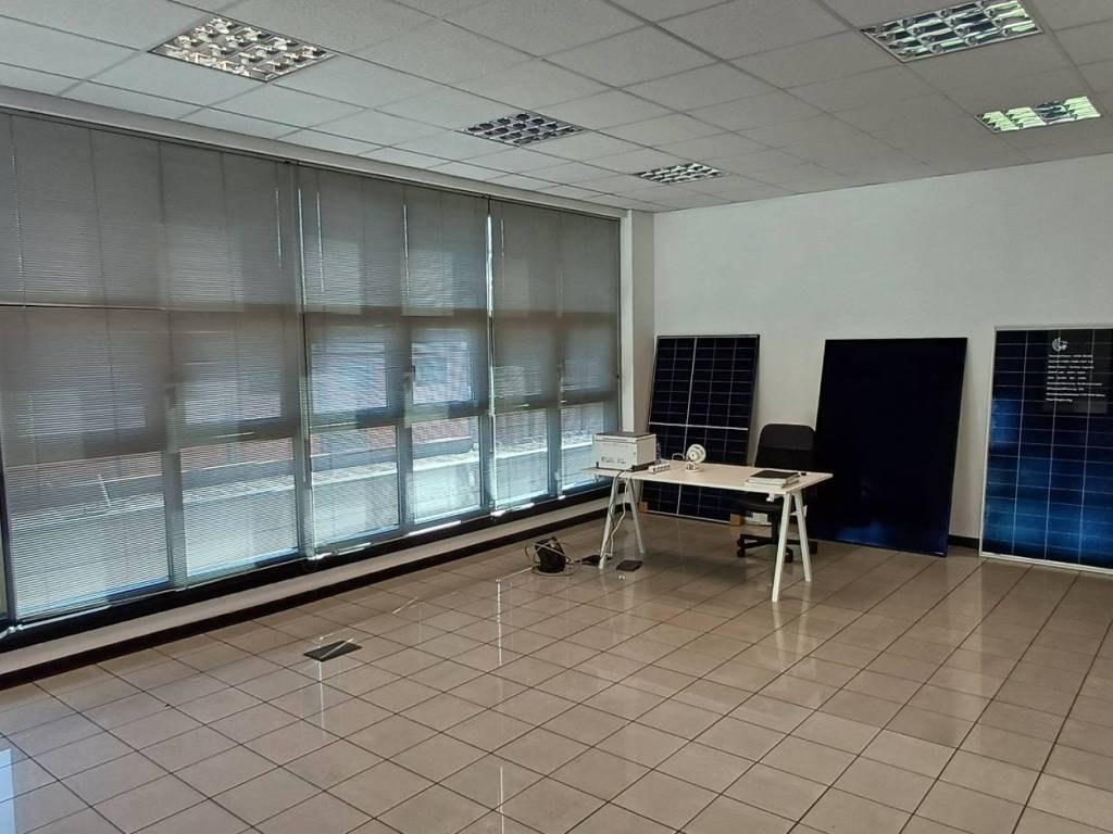 ufficio in affitto a Milano in zona Barona