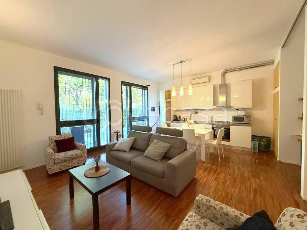 appartamento in affitto a Milano in zona Porta Genova