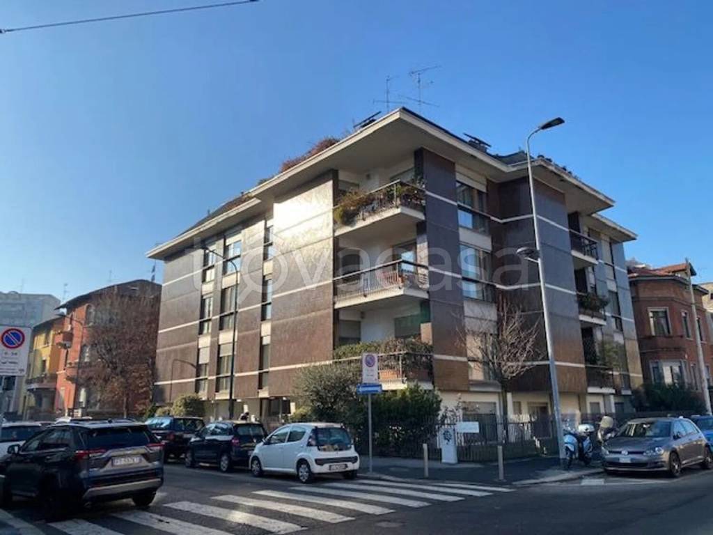 ufficio in affitto a Milano