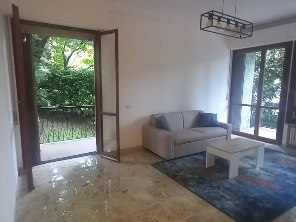 appartamento in affitto a Milano in zona Trenno