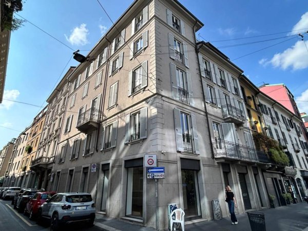 negozio in affitto a Milano
