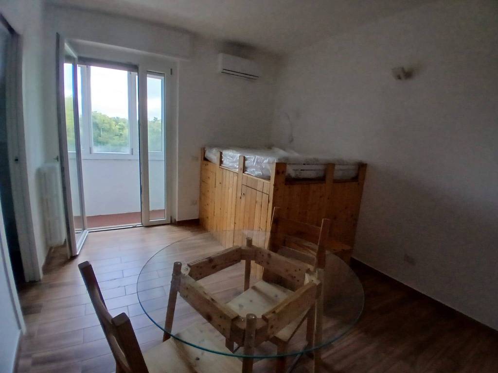 appartamento in affitto a Milano in zona Famagosta