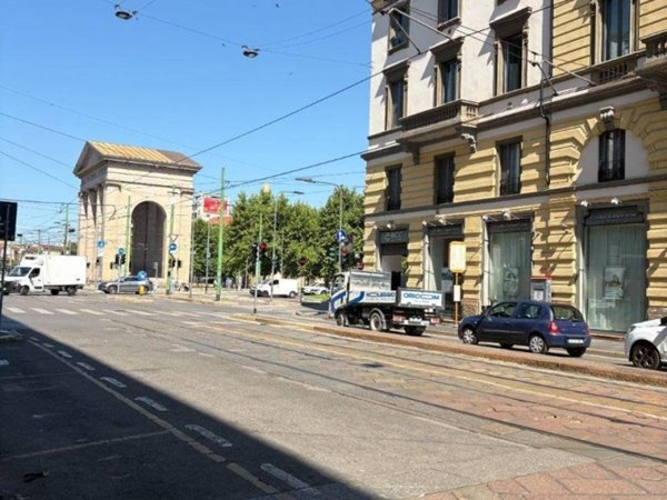 negozio in affitto a Milano in zona Porta Ticinese