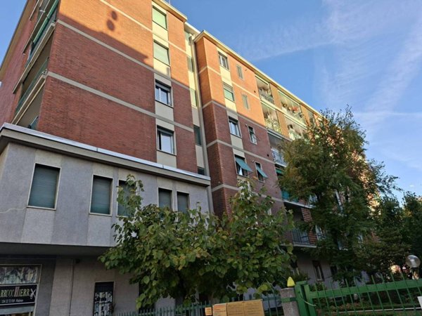 appartamento in affitto a Milano in zona Barona