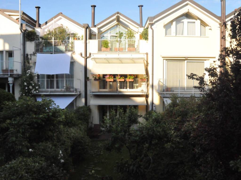 appartamento in affitto a Milano in zona Barona