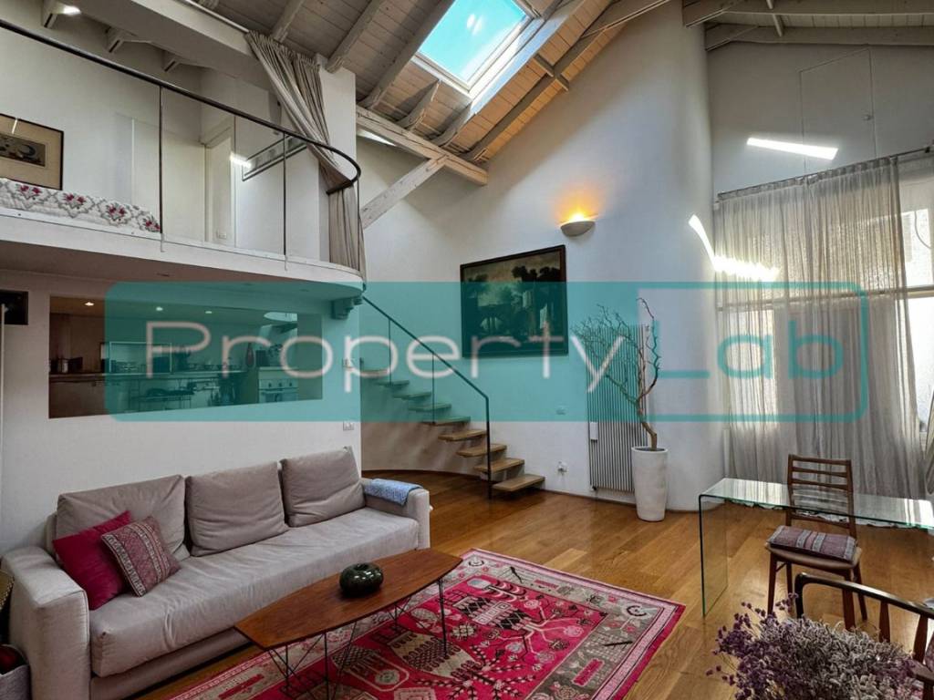 appartamento in affitto a Milano in zona Isola