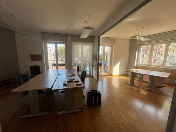 ufficio in affitto a Milano