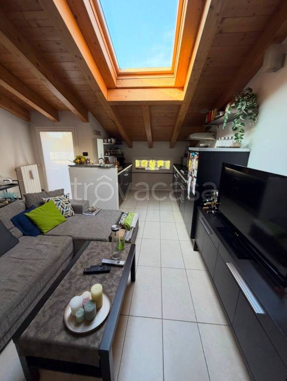 appartamento in affitto a Milano in zona Gorla